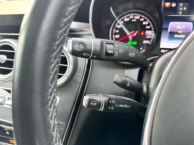 Ｃクラスステーションワゴン Ｃ２２０ｄ　ステーションワゴンローレウスエディション　パノラマサンルーフ　革シート　電動リアゲート　純正１８インチ　シルバールーフレール（39枚目）