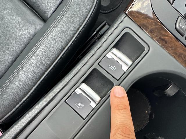 Ａ５カブリオレ ベースグレード　ナビ　テレビ　バックカメラ　革シート　ＥＴＣ　　　電動シート　電動オープン確認済み　シートヒーター（40枚目）