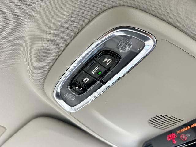 S60 T4 モメンタム 360°カメラ クルコン ETC キー2個 アルミ 新車保証書(33枚目)