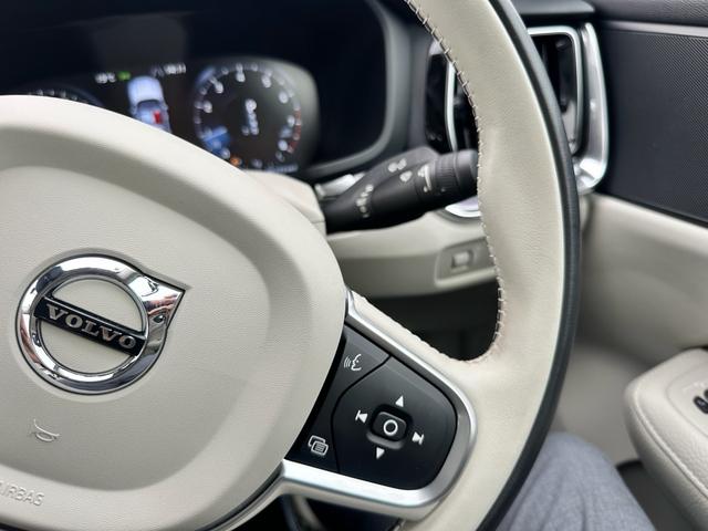 S60 T4 モメンタム 360°カメラ クルコン ETC キー2個 アルミ 新車保証書(36枚目)