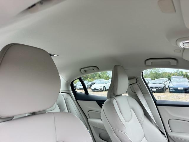 S60 T4 モメンタム 360°カメラ クルコン ETC キー2個 アルミ 新車保証書(63枚目)