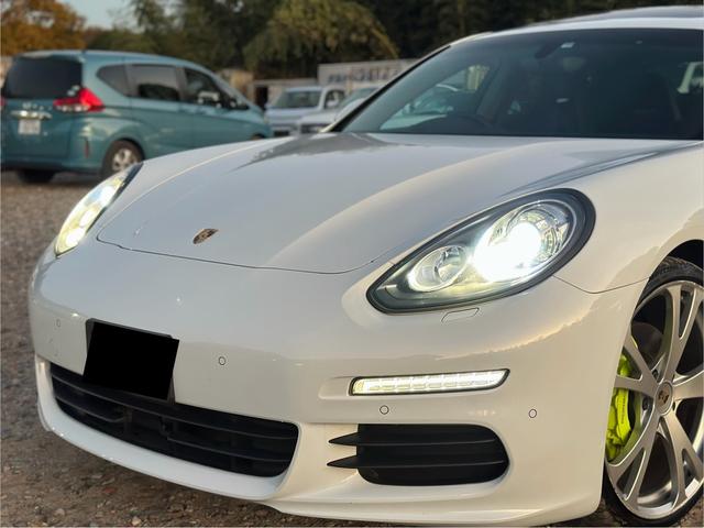 パナメーラ Ｓ　Ｅ－ハイブリッド　スポーツクロノパッケージ　ナビ　テレビ　電動トランク　サンルーフ（47枚目）