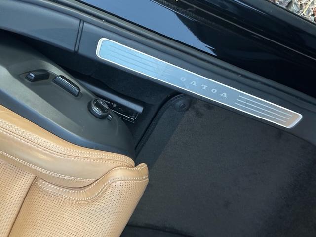 Ｓ９０ Ｔ６　ＡＷＤ　インスクリプション　サンルーフ　マッサージ機能付き　キー２個　３６０°カメラ　アルミ　シートエアコン（17枚目）