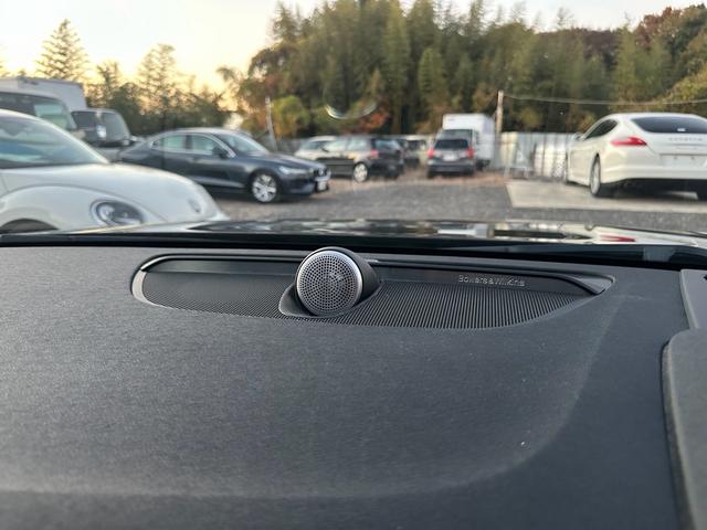 Ｓ９０ Ｔ６　ＡＷＤ　インスクリプション　サンルーフ　マッサージ機能付き　キー２個　３６０°カメラ　アルミ　シートエアコン（37枚目）