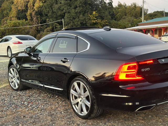 Ｓ９０ Ｔ６　ＡＷＤ　インスクリプション　サンルーフ　マッサージ機能付き　キー２個　３６０°カメラ　アルミ　シートエアコン（51枚目）
