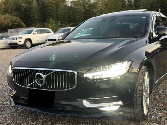 Ｓ９０ Ｔ６　ＡＷＤ　インスクリプション　サンルーフ　マッサージ機能付き　キー２個　３６０°カメラ　アルミ　シートエアコン（56枚目）