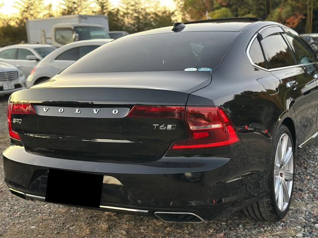 Ｓ９０ Ｔ６　ＡＷＤ　インスクリプション　サンルーフ　マッサージ機能付き　キー２個　３６０°カメラ　アルミ　シートエアコン（57枚目）