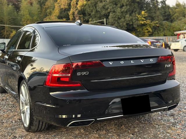 Ｓ９０ Ｔ６　ＡＷＤ　インスクリプション　サンルーフ　マッサージ機能付き　キー２個　３６０°カメラ　アルミ　シートエアコン（58枚目）