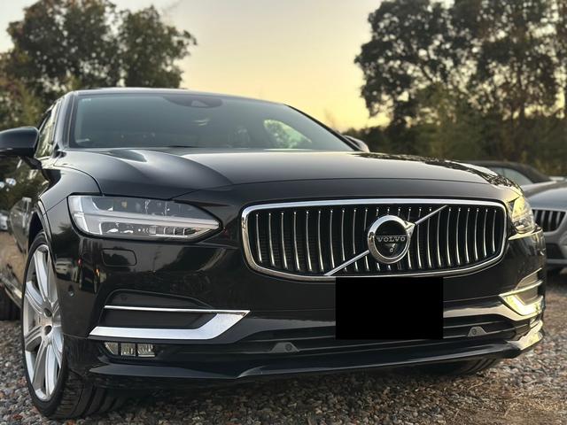 Ｓ９０ Ｔ６　ＡＷＤ　インスクリプション　サンルーフ　マッサージ機能付き　キー２個　３６０°カメラ　アルミ　シートエアコン（61枚目）