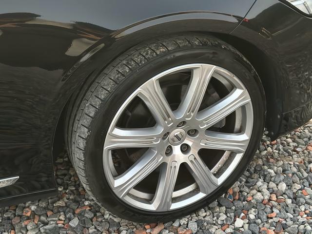 Ｓ９０ Ｔ６　ＡＷＤ　インスクリプション　サンルーフ　マッサージ機能付き　キー２個　３６０°カメラ　アルミ　シートエアコン（63枚目）