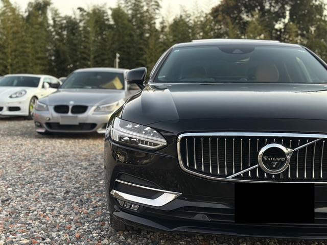 Ｓ９０ Ｔ６　ＡＷＤ　インスクリプション　サンルーフ　マッサージ機能付き　キー２個　３６０°カメラ　アルミ　シートエアコン（65枚目）