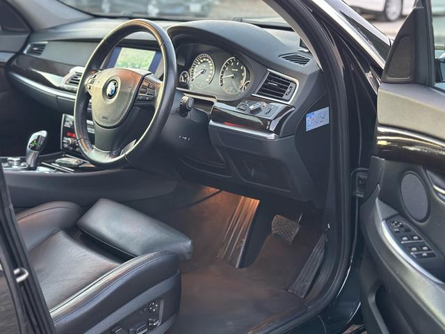 ５シリーズ ５３５ｉグランツーリスモ（18枚目）