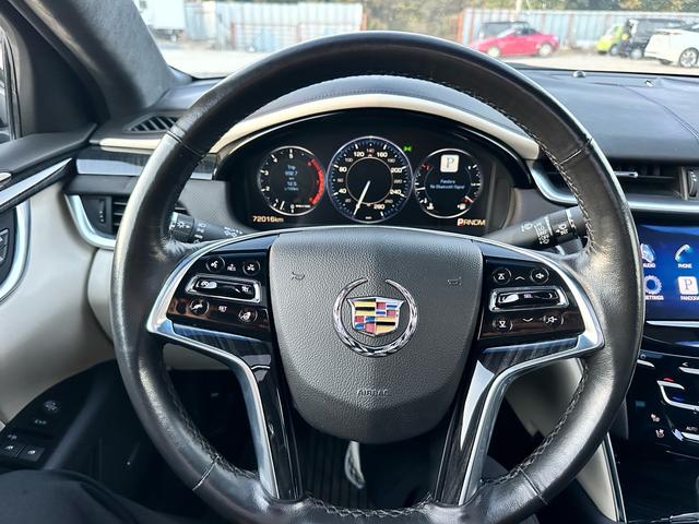 キャデラックＸＴＳ プラチナム　パノラマサンルーフ　左ハンドル　純正ナビ　シートヒーター、クーラー　Ｂｌｕｅｔｏｏｔｈ付　オートクルーズコントロール（22枚目）