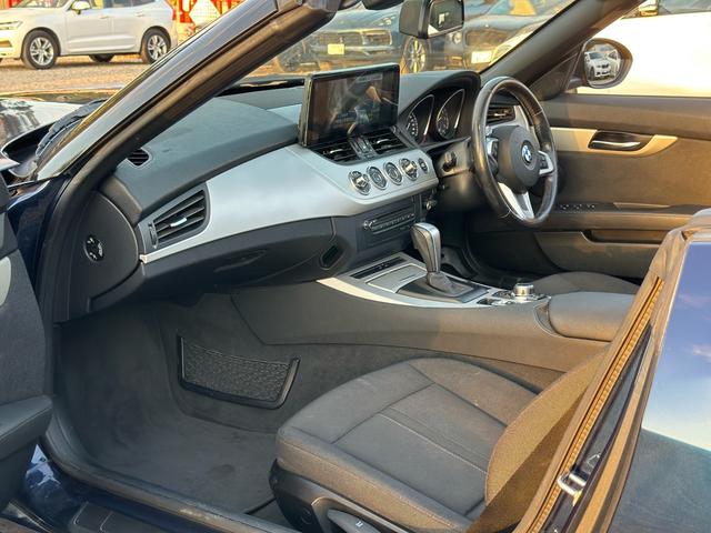 Ｚ４ ｓＤｒｉｖｅ２３ｉ　ナビ　バックカメラ　ＹｏｕＴｕｂｅ付き　テレビ　ＥＴＣ　アルミ（19枚目）