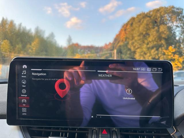 Ｚ４ ｓＤｒｉｖｅ２３ｉ　ナビ　バックカメラ　ＹｏｕＴｕｂｅ付き　テレビ　ＥＴＣ　アルミ（49枚目）