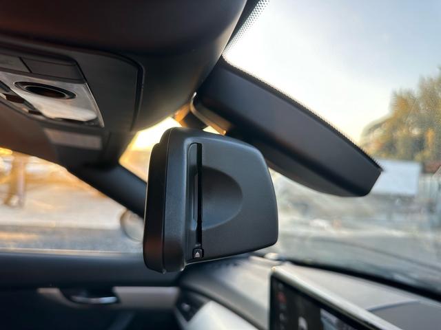 Ｚ４ ｓＤｒｉｖｅ２３ｉ　ナビ　バックカメラ　ＹｏｕＴｕｂｅ付き　テレビ　ＥＴＣ　アルミ（55枚目）