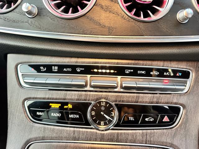 Ｅクラスステーションワゴン Ｅ２００　ステーションワゴン　アバンギャルドスポーツ　ＡＭＧ　スタイリングパッケージ　テレビ　プレミアムサウンド　３６０°カメラ　ドラレコ　シートヒーター（21枚目）