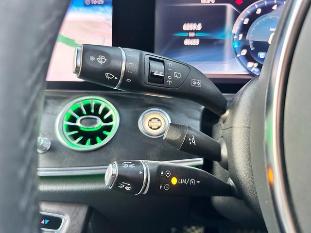 Ｅクラスステーションワゴン Ｅ２００　ステーションワゴン　アバンギャルドスポーツ　ＡＭＧ　スタイリングパッケージ　テレビ　プレミアムサウンド　３６０°カメラ　ドラレコ　シートヒーター（37枚目）