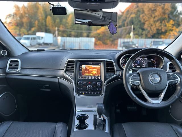 ジープ・グランドチェロキー サミット（15枚目）