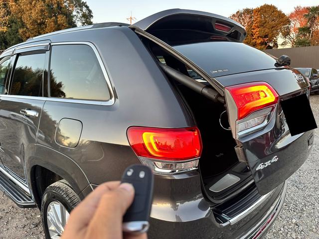 ジープ・グランドチェロキー サミット（22枚目）