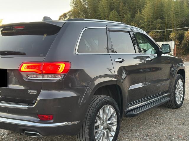 ジープ・グランドチェロキー サミット（55枚目）