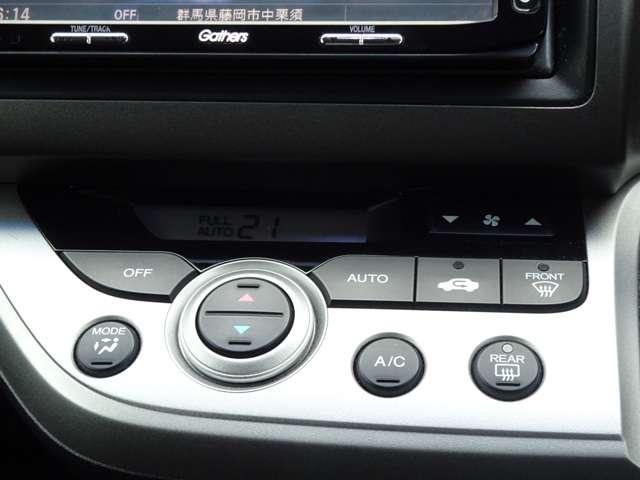 RST 純正ナビ HIDオートライト パドルシフト 整備記録簿 ETC HID 地TV Rカメラ キーレス 盗難防止装置 CD(16枚目)