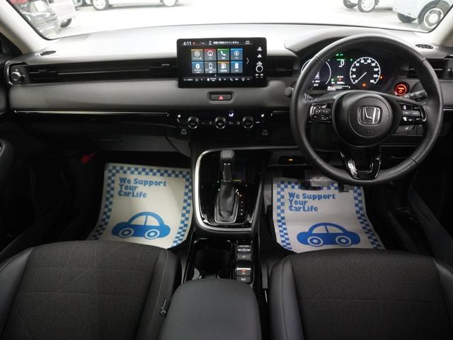 ヴェゼル ｅ：ＨＥＶＺ　ワンオーナー　ホンダコネクトディスプレー　バックカメラ　ホンダセンシング　ＬＥＤオートライト　パーキングソナー　ステアリングヒーター　シートヒーター　パワーバックドア　衝突回避支援ブレーキ機能　１オナ（15枚目）