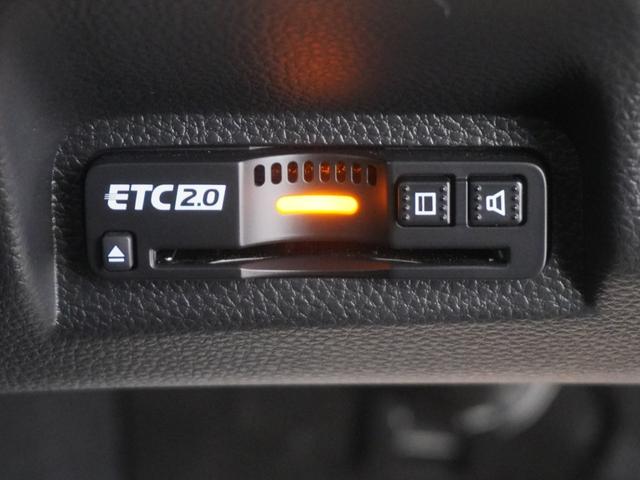 ヴェゼル ｅ：ＨＥＶＺ　ワンオーナー　ホンダコネクトディスプレー　バックカメラ　ホンダセンシング　ＬＥＤオートライト　パーキングソナー　ステアリングヒーター　シートヒーター　パワーバックドア　衝突回避支援ブレーキ機能　１オナ（26枚目）