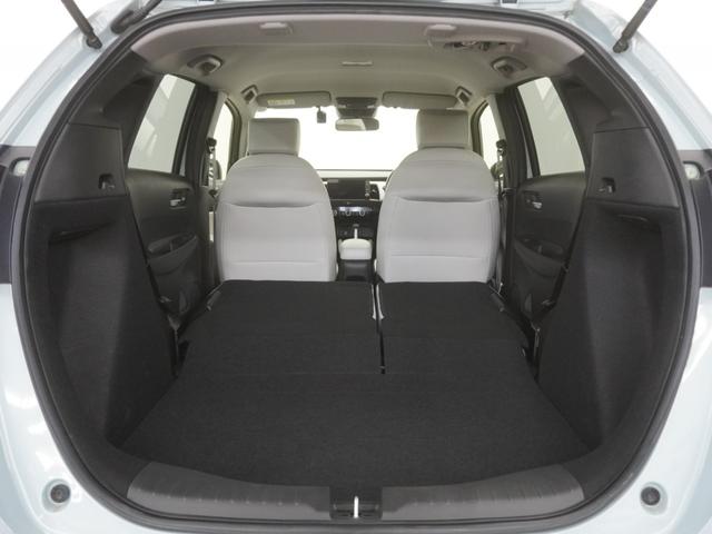 フィット ホーム　ワンオーナー　９インチインターナビ　前後ドライブレコーダー　シートヒーター　ＬＥＤオートライト　オートハイビーム　渋滞追従機能付きＡＣＣ　サイドエアバッグ・サイドカーテンエアバッグ　誤発進抑制機能（14枚目）