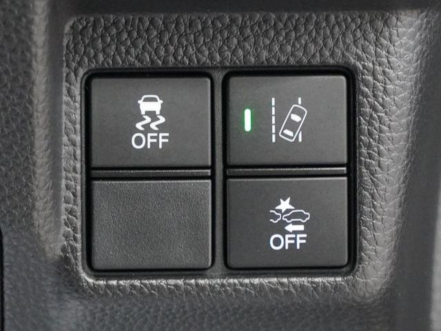 Ｎ－ＢＯＸカスタム Ｇ・ＥＸターボホンダセンシング　８インチインターナビ　１１．６インチ後席モニター　前後ドライブレコーダー　オーバーヘッドコンソール　ピュアサウンドブース　両側電動スライドドア　ＬＥＤオートライト　オートハイビーム　Ｒカメ　クルコン（24枚目）