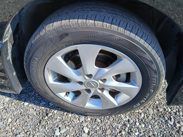 セレナ ハイウェイスター S-ハイブリッド プッシュスタート スマートキー タイミングチェーン 8人乗り リア左パワースライドドア(9枚目)