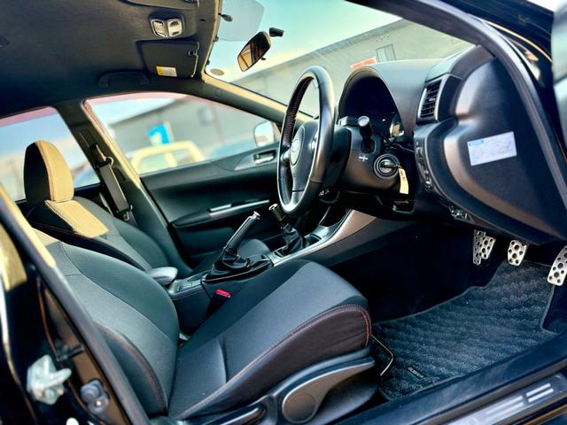 ���[�X�y�[�X����R���肢�낢��ȏ�ʂŊ��p�ł��܂��B