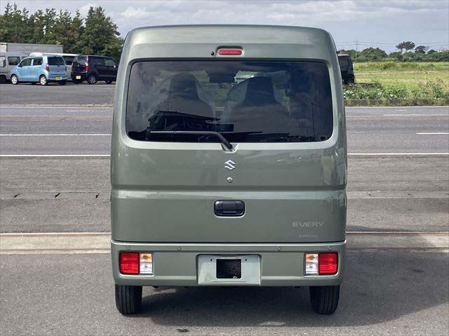 エブリイ ＰＡリミテッド　衝突被害軽減ブレーキ　レーンキープアシスト　オートハイビーム　障害物センサー　アイドリングストップ機能　オートライト　両側スライドドア　ＵＳＢ（Ｔｙｐｅ－Ａ／Ｔｙｐｅ－Ｃ）電源ソケット（6枚目）