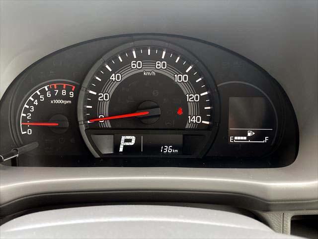 エブリイ ＰＡリミテッド　衝突被害軽減ブレーキ　レーンキープアシスト　オートハイビーム　障害物センサー　アイドリングストップ機能　オートライト　両側スライドドア　ＵＳＢ（Ｔｙｐｅ－Ａ／Ｔｙｐｅ－Ｃ）電源ソケット（32枚目）