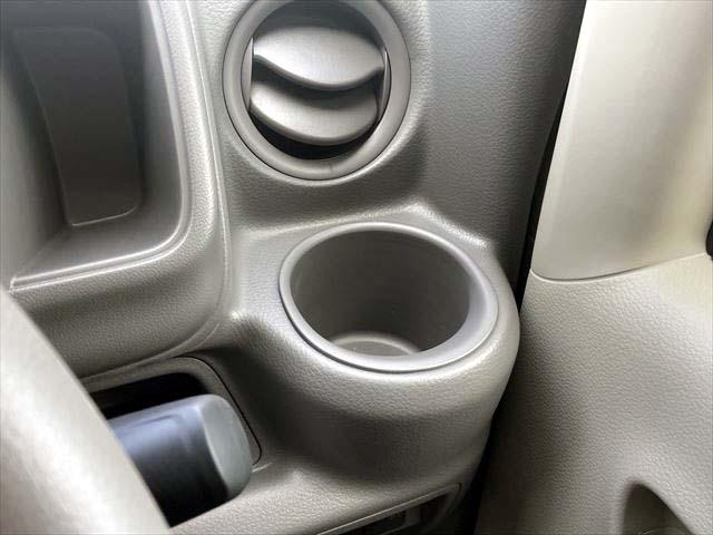 エブリイ ＰＡリミテッド　衝突被害軽減ブレーキ　レーンキープアシスト　オートハイビーム　障害物センサー　アイドリングストップ機能　オートライト　両側スライドドア　ＵＳＢ（Ｔｙｐｅ－Ａ／Ｔｙｐｅ－Ｃ）電源ソケット（35枚目）