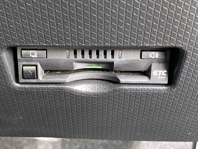 タント カスタムＸ　衝突軽減ブレーキ　レーンキープアシスト　オートハイビーム　前後ドラレコ　純正ナビ　Ｂｌｕｅｔｏｏｔｈ／ＵＳＢオーディオ　フルセグ　Ｂカメラ　ＥＴＣ　両側電動スライドドア　ＬＥＤヘッドライト　Ｌ（26枚目）