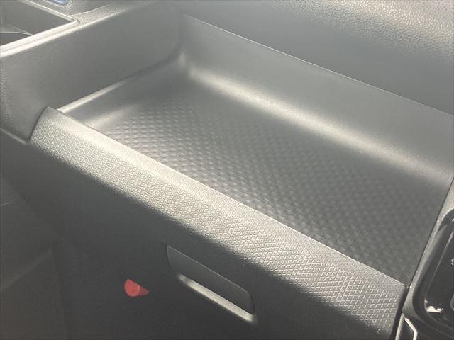 タント カスタムＸ　衝突軽減ブレーキ　レーンキープアシスト　オートハイビーム　前後ドラレコ　純正ナビ　Ｂｌｕｅｔｏｏｔｈ／ＵＳＢオーディオ　フルセグ　Ｂカメラ　ＥＴＣ　両側電動スライドドア　ＬＥＤヘッドライト　Ｌ（42枚目）