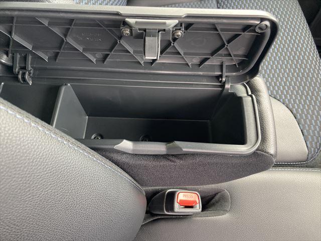 タント カスタムＸ　衝突軽減ブレーキ　レーンキープアシスト　オートハイビーム　前後ドラレコ　純正ナビ　Ｂｌｕｅｔｏｏｔｈ／ＵＳＢオーディオ　フルセグ　Ｂカメラ　ＥＴＣ　両側電動スライドドア　ＬＥＤヘッドライト　Ｌ（47枚目）