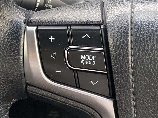 クラウン アスリートＧ　衝突軽減ブレーキ　オートマチックハイビーム　クリアランスソナー　ＨＤＤナビ　Ｂｌｕｅｔｏｏｔｈオーディオ　フルセグ　バックカメラ　ＥＴＣ　　ディスチャージヘッドライト　フォグランプ　　電動シート（19枚目）