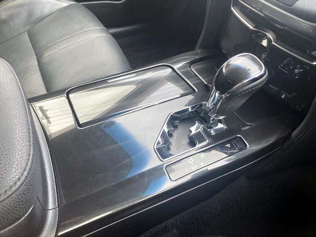 クラウン アスリートＧ　衝突軽減ブレーキ　オートマチックハイビーム　クリアランスソナー　ＨＤＤナビ　Ｂｌｕｅｔｏｏｔｈオーディオ　フルセグ　バックカメラ　ＥＴＣ　　ディスチャージヘッドライト　フォグランプ　　電動シート（38枚目）