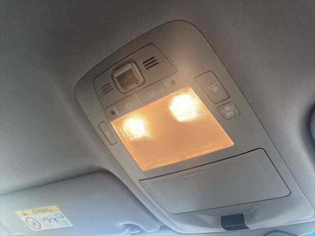 クラウン アスリートＧ　衝突軽減ブレーキ　オートマチックハイビーム　クリアランスソナー　ＨＤＤナビ　Ｂｌｕｅｔｏｏｔｈオーディオ　フルセグ　バックカメラ　ＥＴＣ　　ディスチャージヘッドライト　フォグランプ　　電動シート（45枚目）