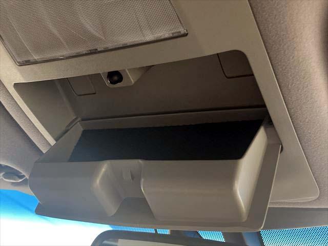 クラウン アスリートＧ　衝突軽減ブレーキ　オートマチックハイビーム　クリアランスソナー　ＨＤＤナビ　Ｂｌｕｅｔｏｏｔｈオーディオ　フルセグ　バックカメラ　ＥＴＣ　　ディスチャージヘッドライト　フォグランプ　　電動シート（46枚目）