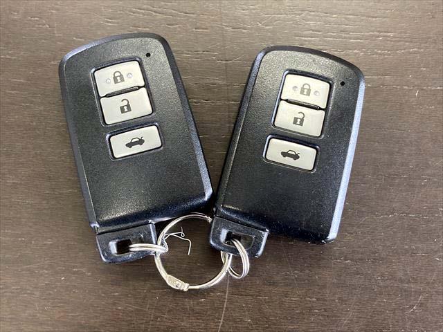 クラウン アスリートＧ　衝突軽減ブレーキ　オートマチックハイビーム　クリアランスソナー　ＨＤＤナビ　Ｂｌｕｅｔｏｏｔｈオーディオ　フルセグ　バックカメラ　ＥＴＣ　　ディスチャージヘッドライト　フォグランプ　　電動シート（55枚目）