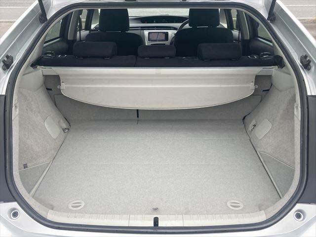 プリウス S メモリーナビ Bluetoothオーディオ CD・DVDプレイヤー フルセグTV バックカメラ ETC ディスチャージヘッドライト フォグランプ 純正アルミホイル スマートキー オートライト(12枚目)