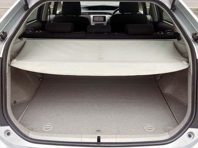 プリウス S メモリーナビ Bluetoothオーディオ CD・DVDプレイヤー フルセグTV バックカメラ ETC ディスチャージヘッドライト フォグランプ 純正アルミホイル スマートキー オートライト(13枚目)