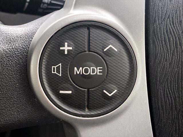 プリウス S メモリーナビ Bluetoothオーディオ CD・DVDプレイヤー フルセグTV バックカメラ ETC ディスチャージヘッドライト フォグランプ 純正アルミホイル スマートキー オートライト(20枚目)