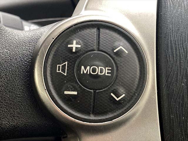 プリウス Ｓマイコーデ　純正８インチＳＤナビ　Ｂｌｕｅｔｏｏｔｈオーディオ　ＣＤ・ＤＶＤプレイヤー　フルセグＢカメラ　ＥＴＣ　　ディスチャージヘッドライト　フォグランプ　ＡＣ１００Ｖ電源　スマートキー　オートライト（25枚目）