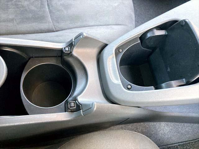 プリウス Ｇ　クルーズコントロール　ＨＤＤナビ　ＣＤ／ＤＶＤプレイヤー　ワンセグ　バックカメラ　ＥＴＣ　　フロントフォグランプ　スマートキー　純正アルミホイル（31枚目）