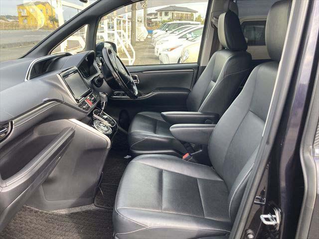 エスクァイア Ｇｉ　ＬＥＤヘッドライト　ＬＥＤフォグ　オートマチックハイビーム　両側電動スライドドア　シートヒーター　クルーズコントロール　ＳＤナビ　Ｂｌｕｅｔｏｏｔｈフルセグ　Ｂカメラ　ＥＴＣ　１１インチ後席モニター（9枚目）