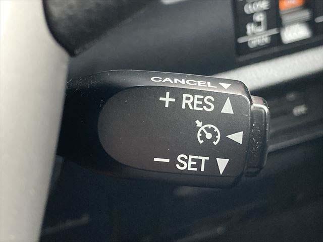 エスクァイア Ｇｉ　ＬＥＤヘッドライト　ＬＥＤフォグ　オートマチックハイビーム　両側電動スライドドア　シートヒーター　クルーズコントロール　ＳＤナビ　Ｂｌｕｅｔｏｏｔｈフルセグ　Ｂカメラ　ＥＴＣ　１１インチ後席モニター（28枚目）